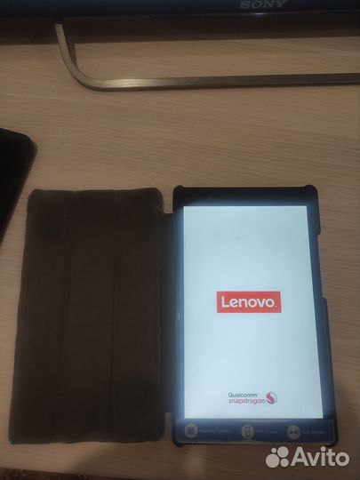 Планшет Lenovo Tb 8703f