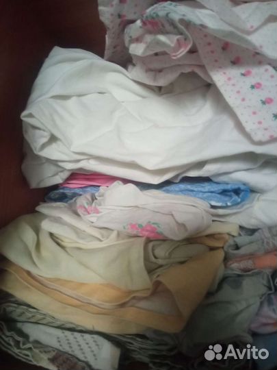 Простыни наволочки полотенца