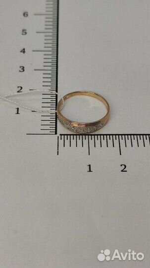 Золотое кольцо с фианитом 17р
