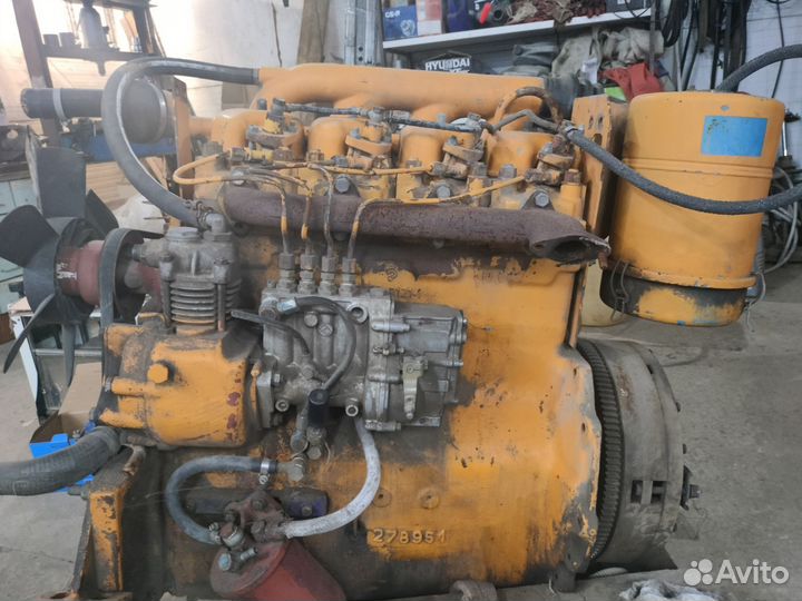 Двигатель от погрузчика UN 053