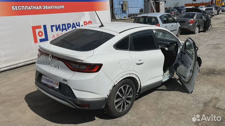 Блок электронный Renault Arkana 284Y66LA2A