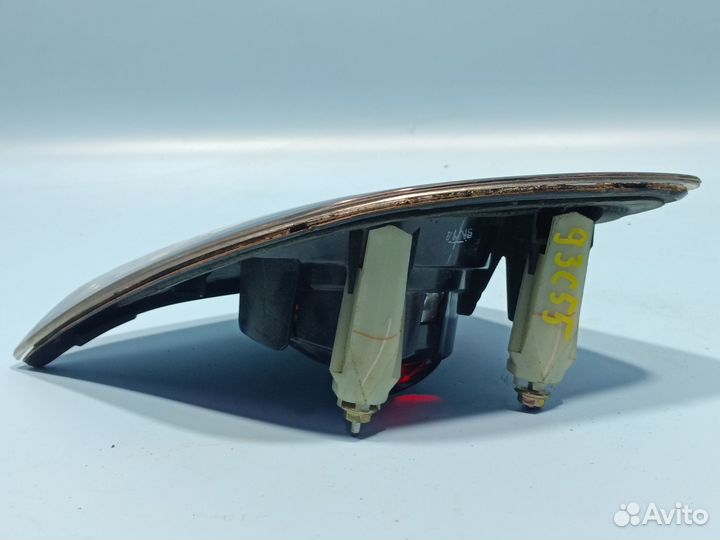 Фонарь внутренний правый для Mazda 3 2003-2009