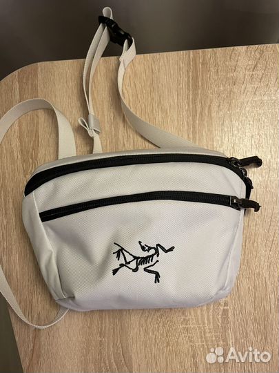 Сумка Acrteryx mantis 1