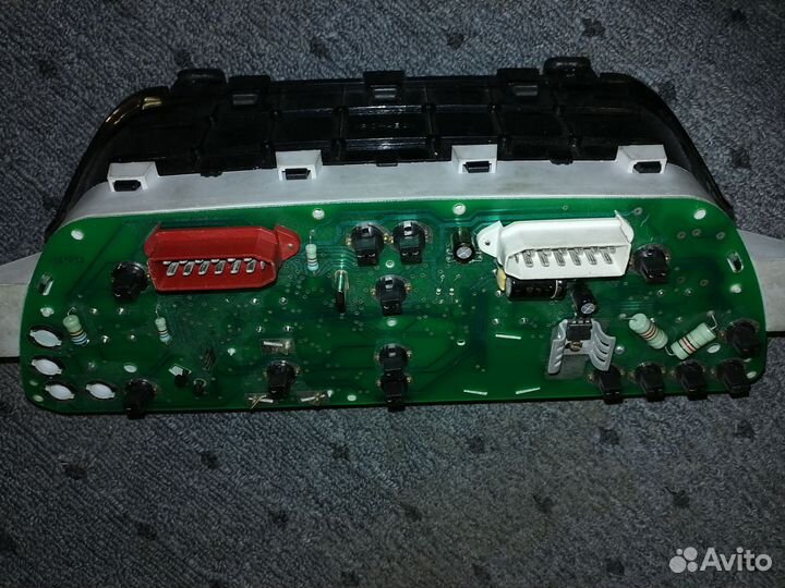 Панель приборов