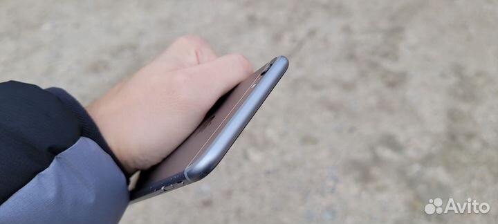 iPhone 6S Plus, 16 ГБ