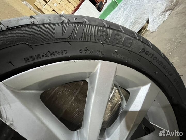 ONYX NY-901 235/45 R17