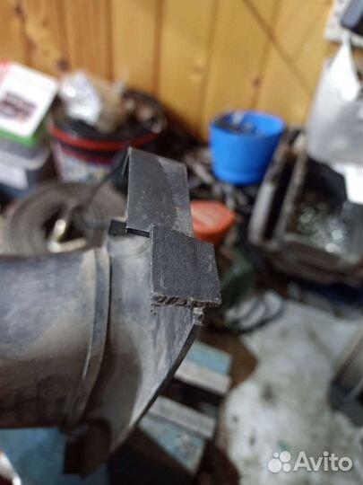 1k0129618bd патрубок