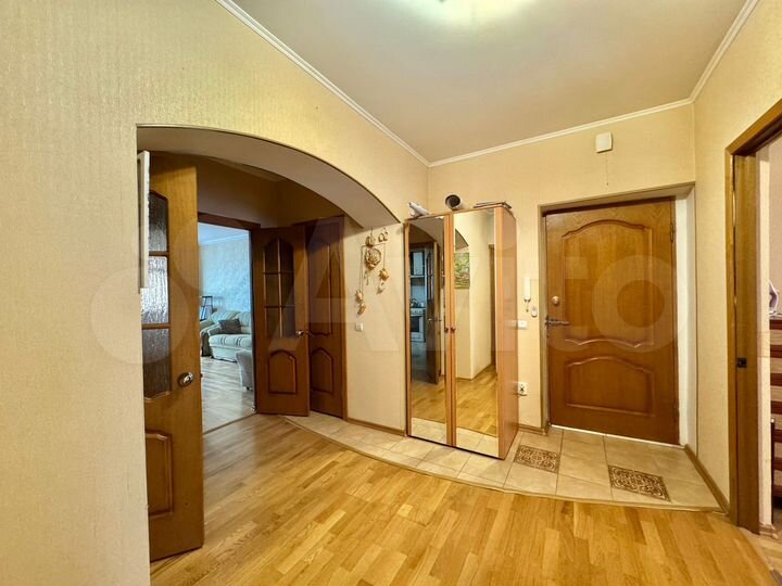 3-к. квартира, 79 м², 4/6 эт.