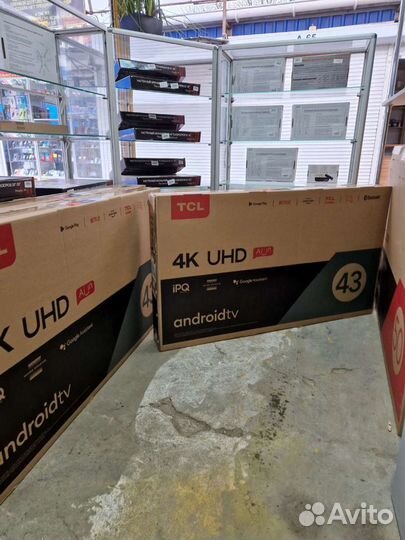 Телевизор TCL 43