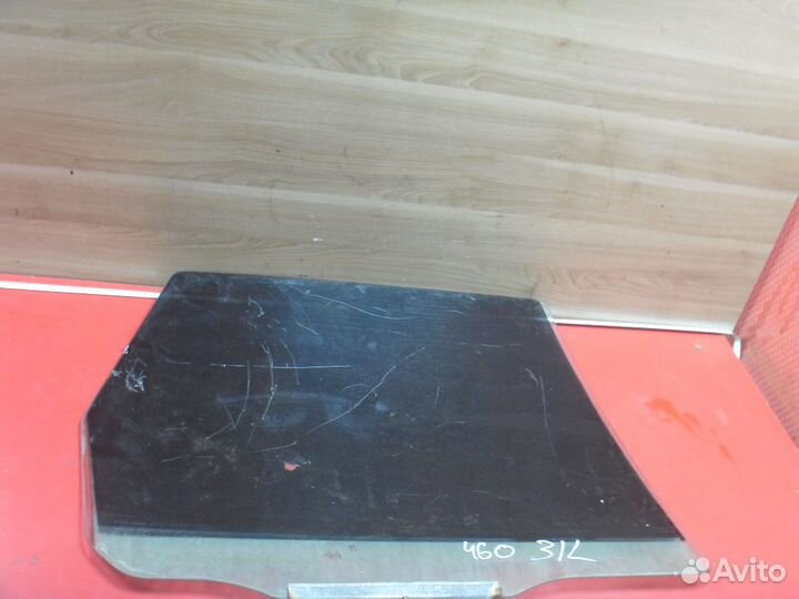 Стекло двери заднее Volvo 460 1988-1996 Вольво