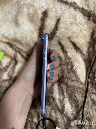 Продам iPhone 11