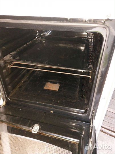 Газовая плита Flama RG модель 24022 бу