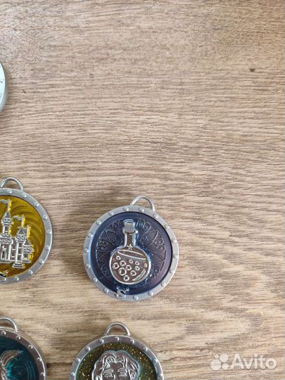 Кулоны/жетоны из шрека