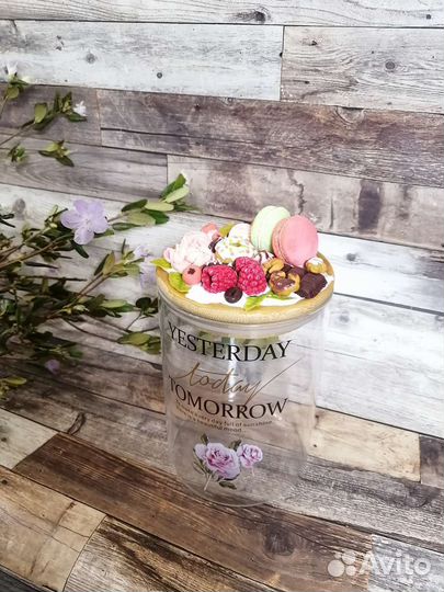 Банка для сыпучих с декором