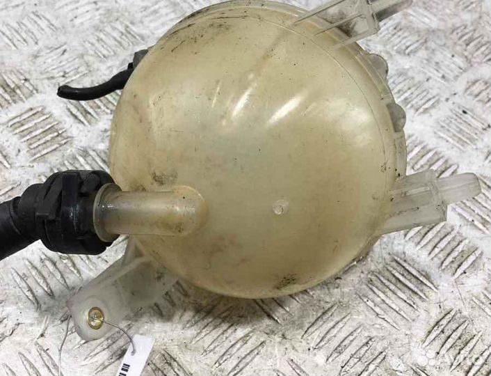 Бачок расширительный Citroen C4 Picasso