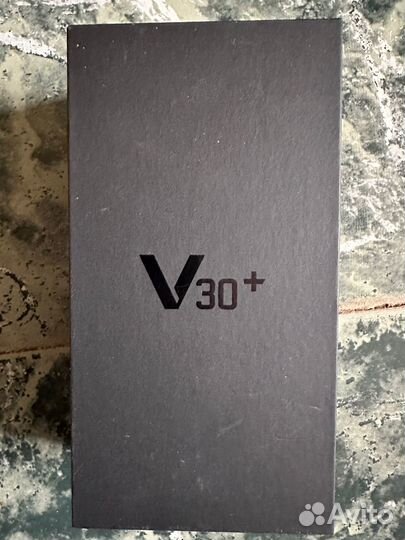 Коробка от LG V30+