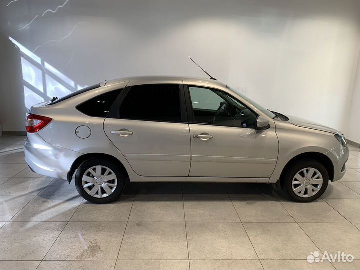 LADA Granta 1.6 МТ, 2018, 100 123 км