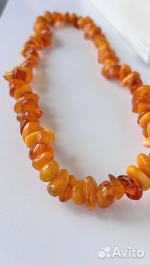 Янтарные бусы