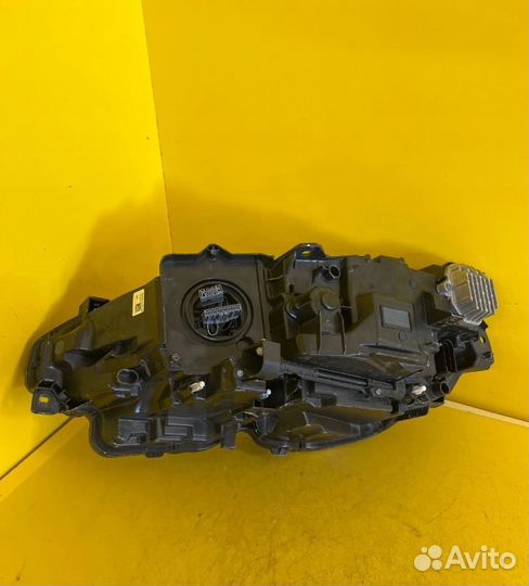 Volvo V90 S90 фара передняя правая