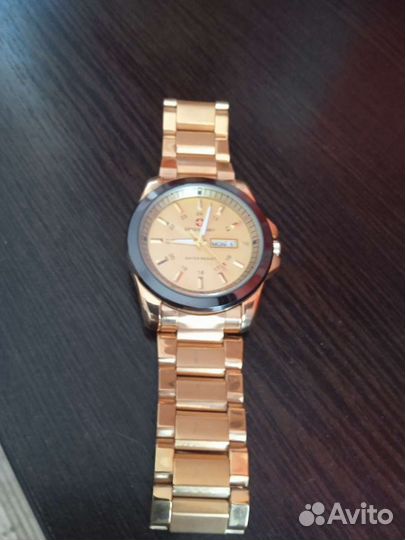 Часы наручные