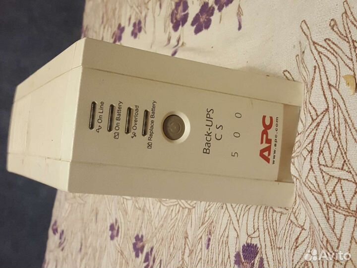 UPS бесперебойник APC back-UPS CS 500