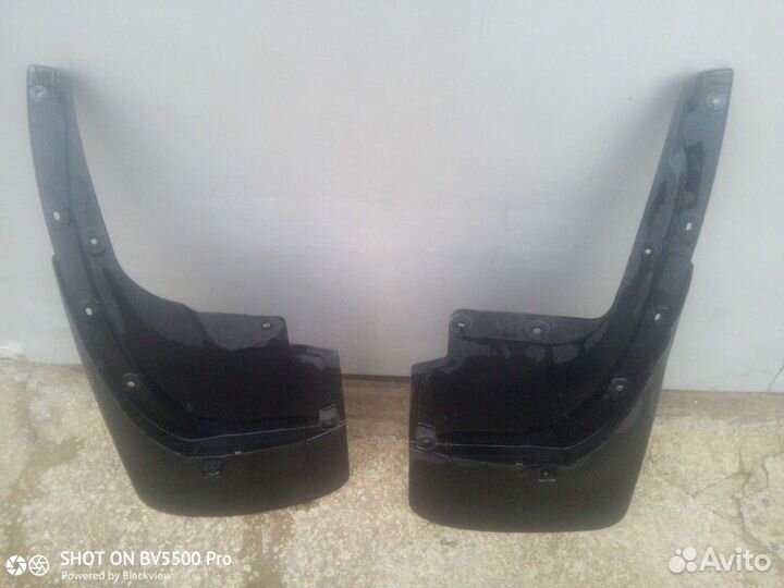 Передние брызговики Ленд Крузер 200