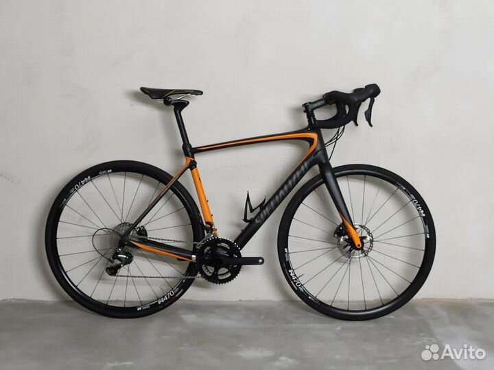 Шоссейный велосипед specialized Roubaix 56