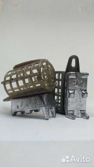 Кормушка фидерная вампир