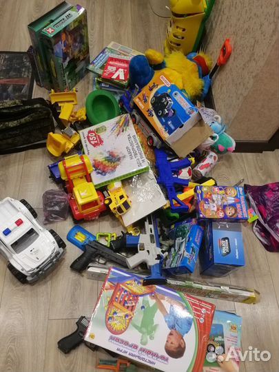 Игрушки для мальчика пакетом