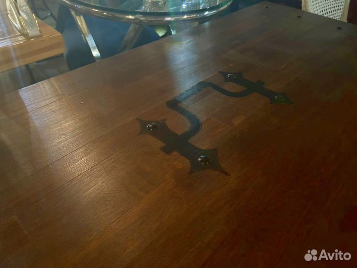 Стол из массива