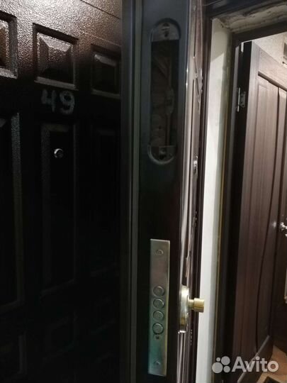 Дверь входная металлическая
