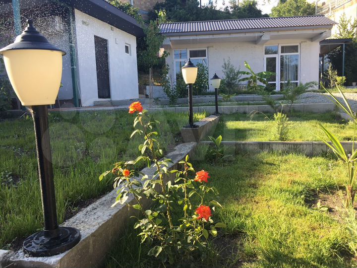 Комната 15 м² в 2-к., 1/2 эт.