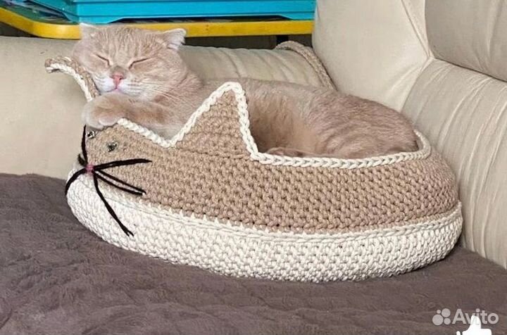 Вязаный домик для кошки