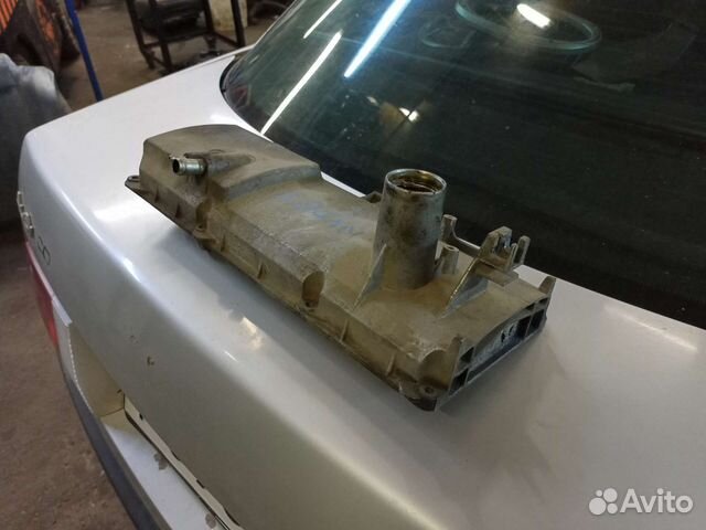 Клапанная крышка Renault Logan 1,4, 1,6