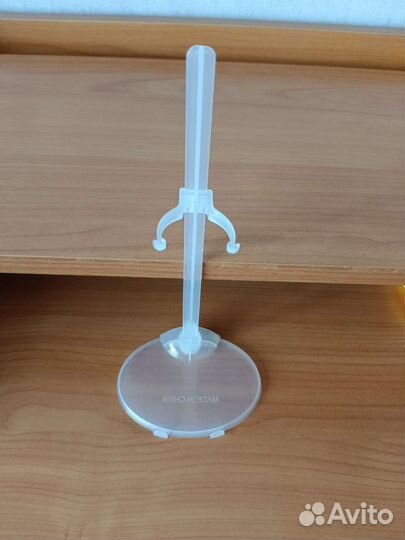 Подставки для кукол типа Барби высотой до 30 см