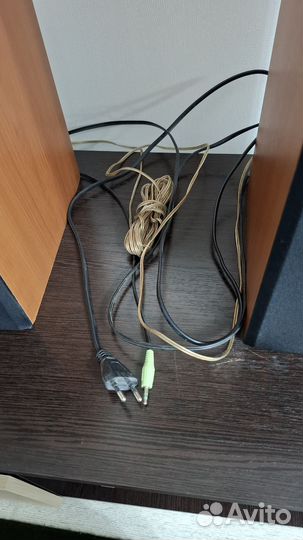 Колонки проводные