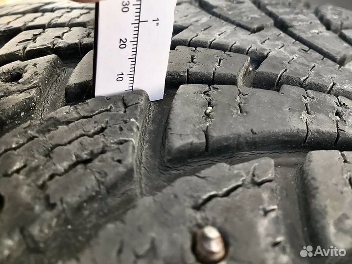 Nokian Tyres Hakkapeliitta 9 255/60 R18 112T