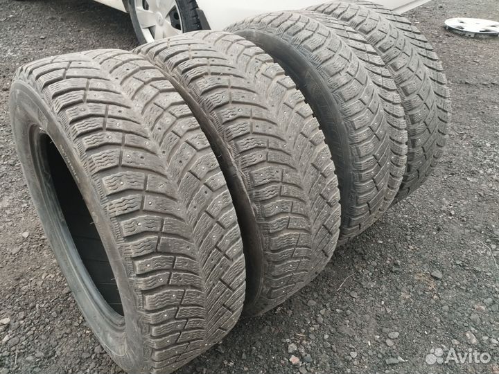 Michelin X-Ice North 4 195/65 R15 95T