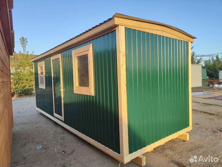 Вагончик с надежной крышей