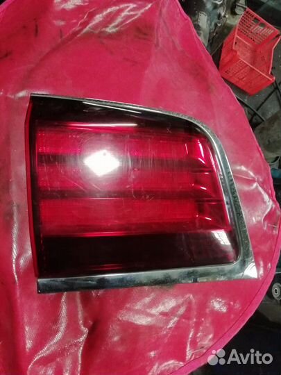 Фонарь в крышку багажник лексус LX 570