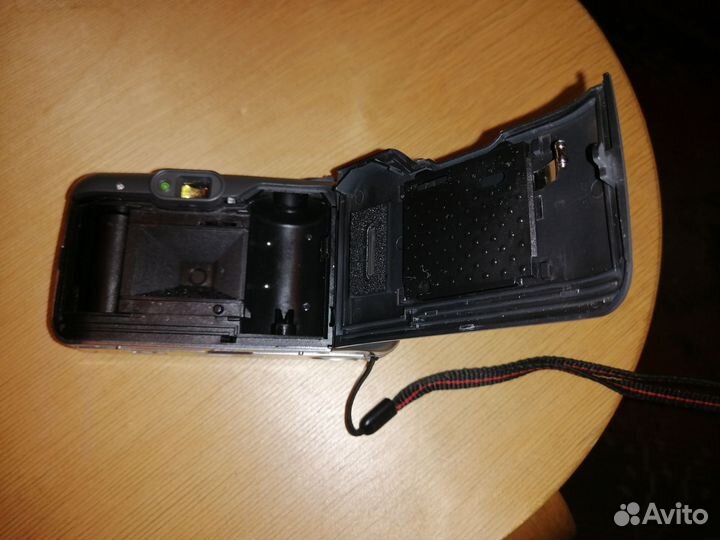 Пленочный фотоаппарат б/у