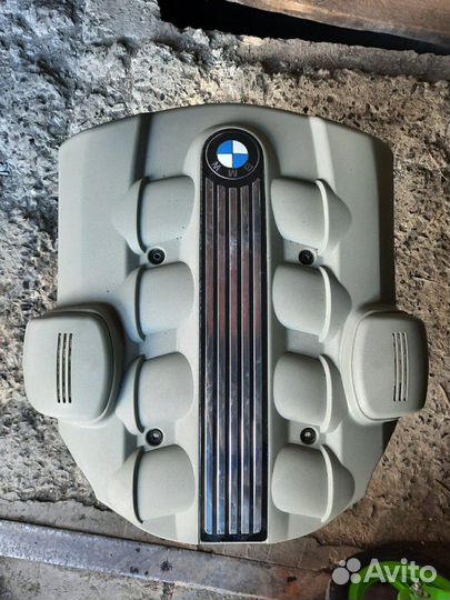 Декоративная крышка двигателя бмв х5 4.4