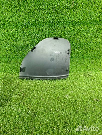 Обшивка двери багажника левая Ford Mondeo 1.6 2011