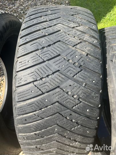 Goodyear UltraGrip Ice Arctic SUV 255/55 R18