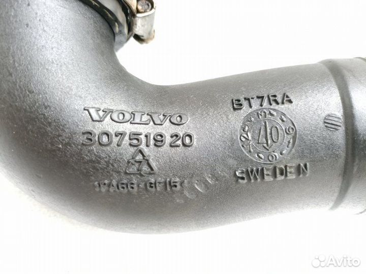 Патрубок интеркулера Volvo Xc70 3 2.4 D5244T4 2012