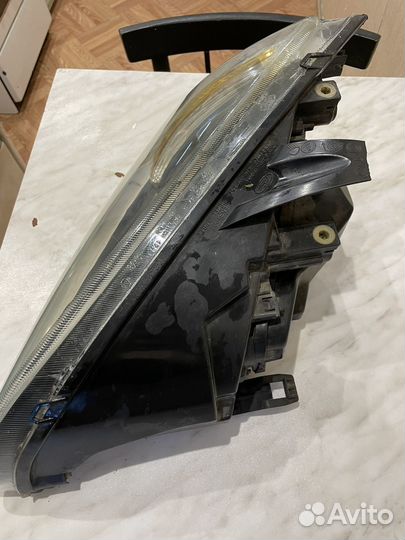 Фара ford focus 2