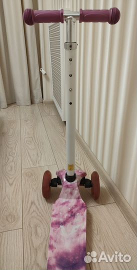 Самокат трехколесный reaction