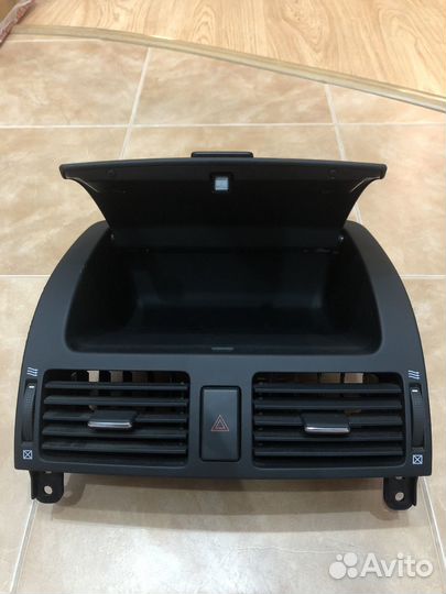 Бардачок toyota avensis перчаточный ящик