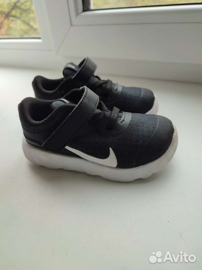 Кроссовки nike детские 22