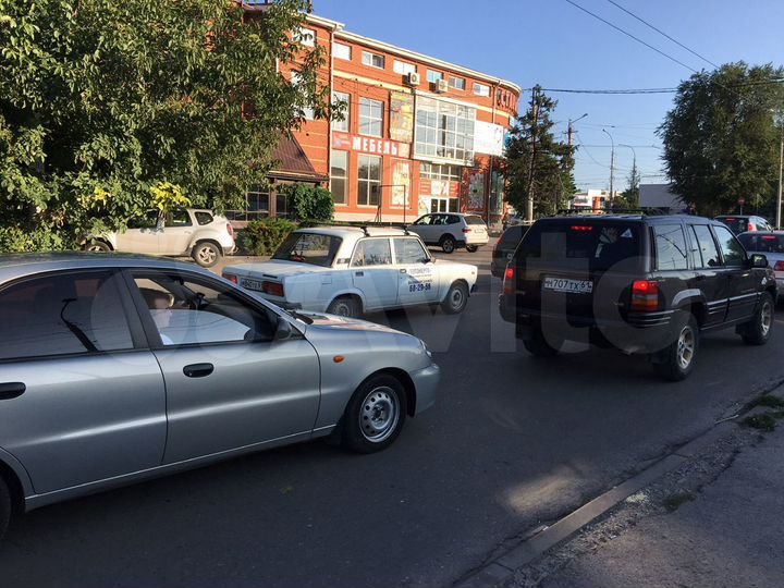 Торговая площадь, 1400 м²